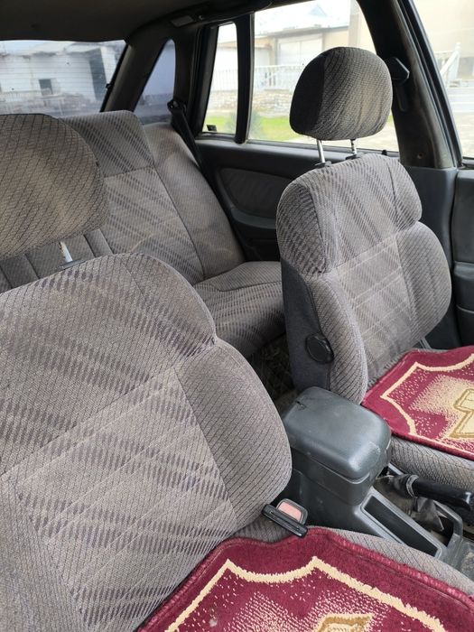 Эсреро Daewoo машина