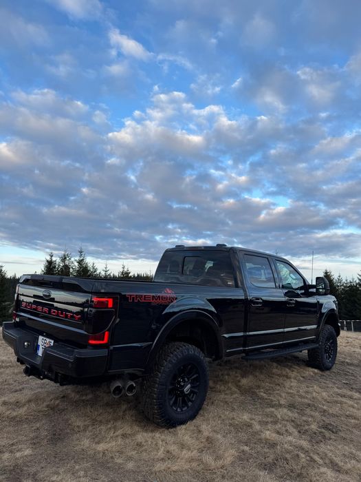 2023 Ford F250 Super Duty 6.7 turbo diesel 600hp