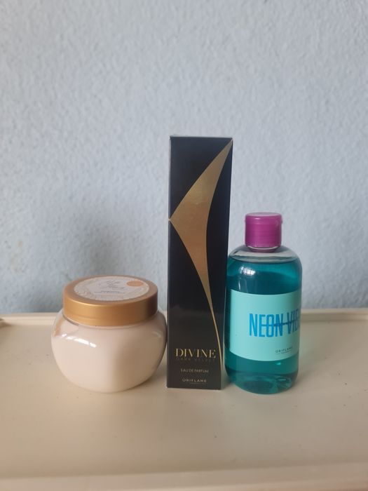 Divine Dark Oriflame