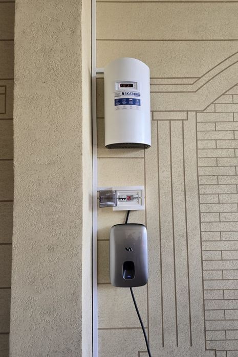 Установка (50$~80$) Зарядной устройство для электромобилей.. 7Kw