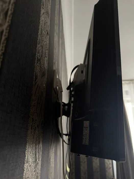 Продам телевизор Philips