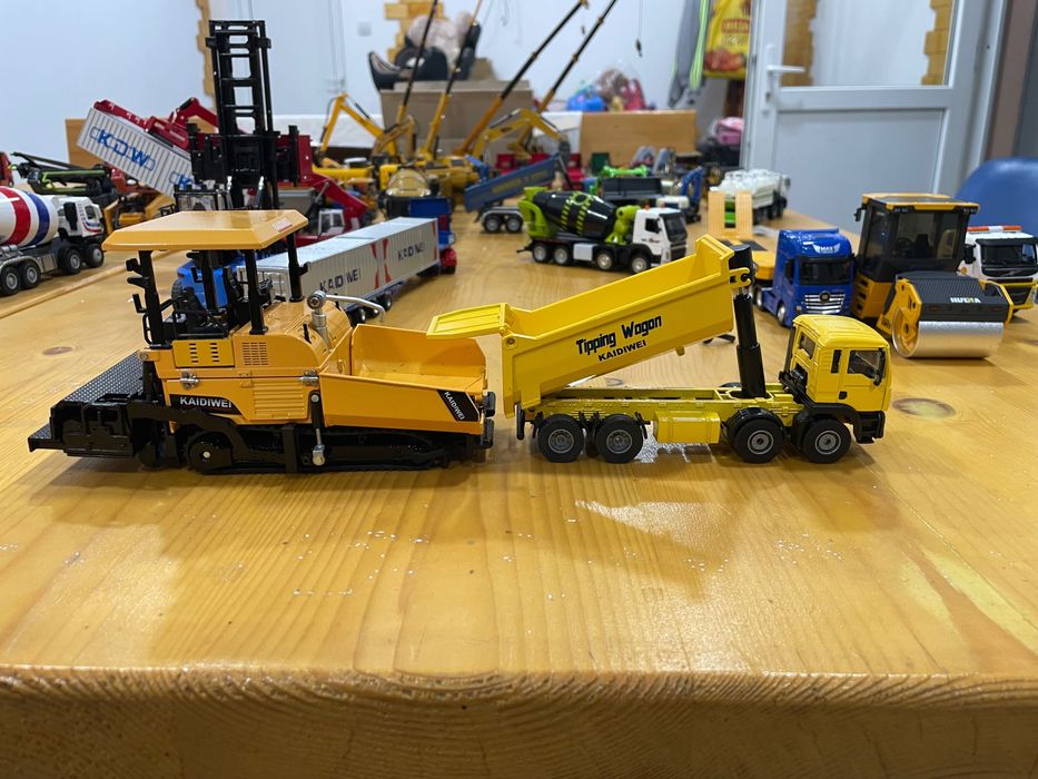 Метални макети 1:50