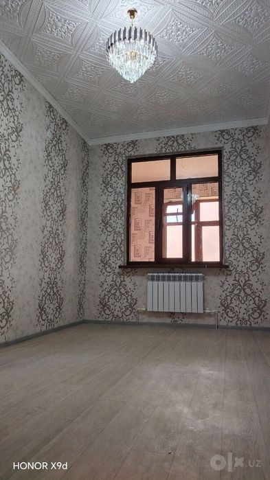 Uy sotiladi hamma sharoit bor
