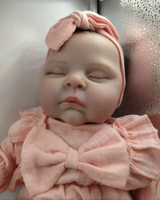 Сладкая булочка реборн.