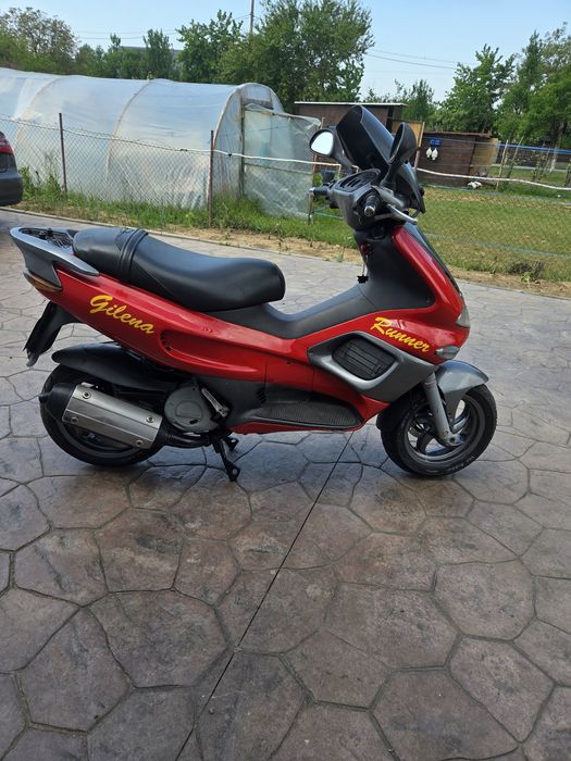 Vand Gillera runner