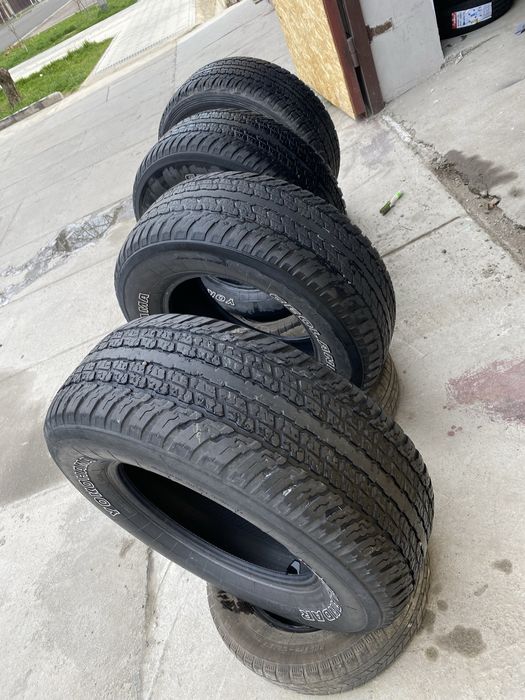 Продается резина 285/65R17