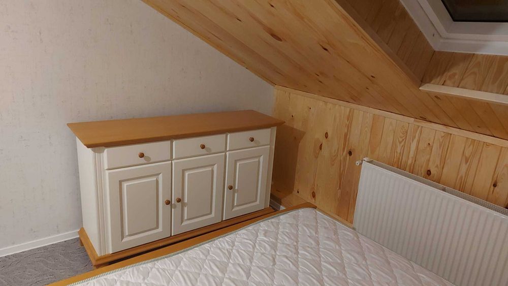 Comoda din lemn masiv Seby, 3 usi + 3 sertare