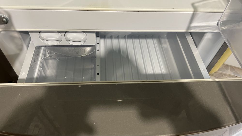 Хладилник  Хотпойнт /Hotpoint/ (Голям) Inox, Total No Frost