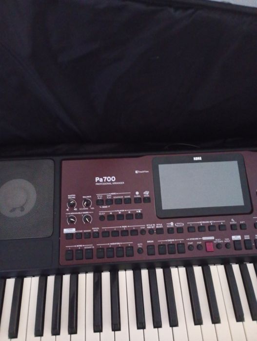 Orga korg pa 700 aproape noua