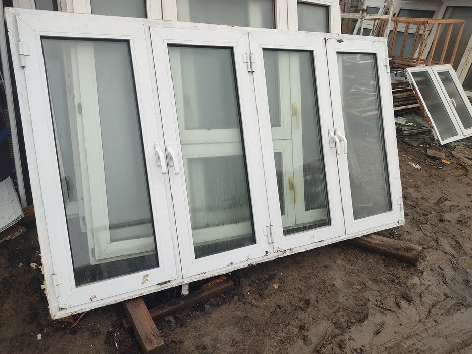 Акфа эшик срочно сотилади доставка хам бор