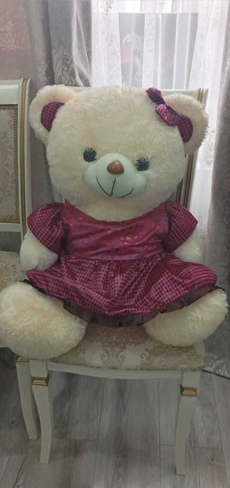 Продам плюшевого мишку совсем новый