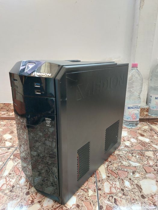 Unitate PC i5 4460 3,2Ghz, 16GB, 180GB SSD + 500GB, GTX 750 TI 2GB, Wi-Fi Windows 11 Office 2024