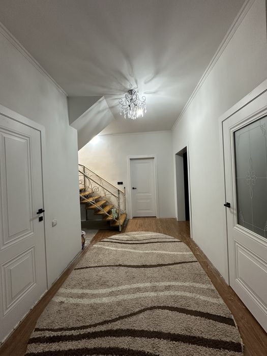 Красивый частный дом