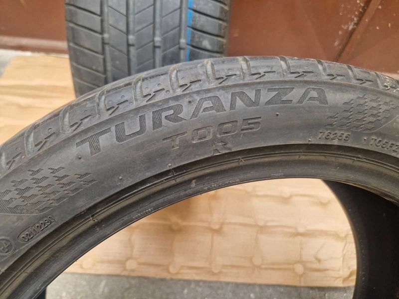 2 Bridgestone R19 225/45
летни гуми 
DOT1419