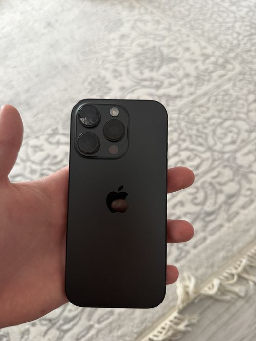 Продам Iphone 16 pro
