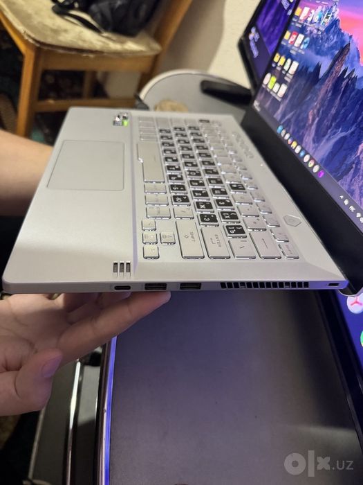 ASUS ROG Zephyrus G14 GA401IV | Ryzen 9 | RTX 2060 | 14" | Gaming