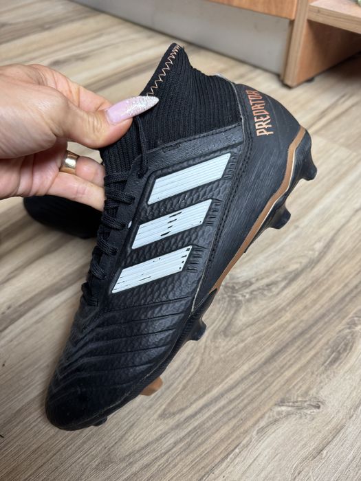 Футболни обувки adidas PREDATOR 18.3 FG ! 42 н