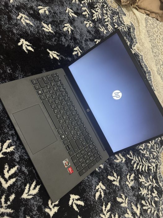 HP ноутбук    1ТБ
