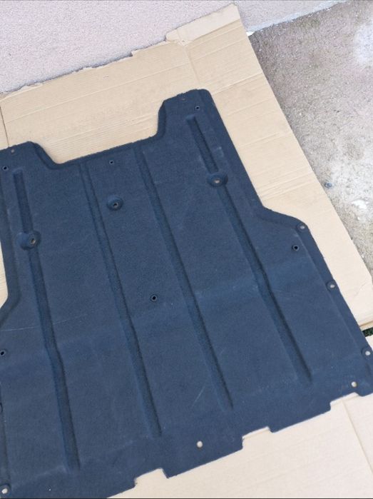 Scut motor Audi Q3 NOU 2011-2018 Material