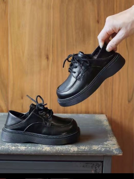 Школьная обувь