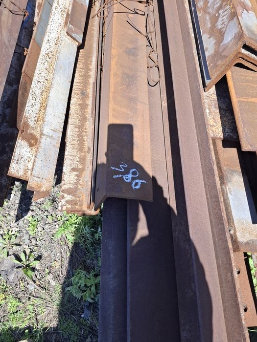 Балка двутавровая, уголок, швеллер.