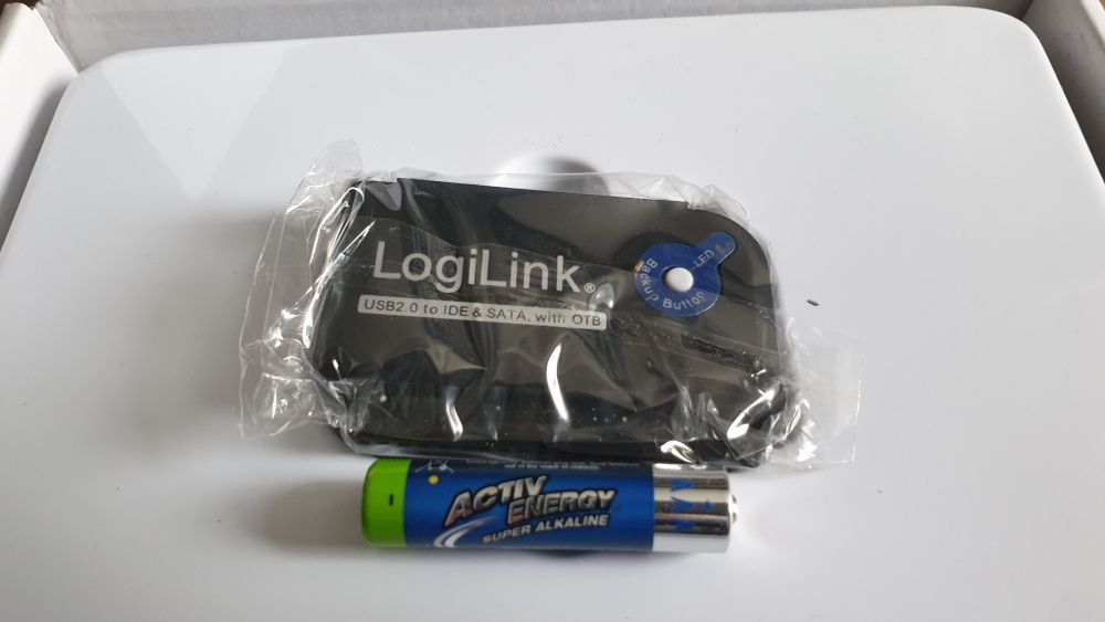 USB 2.0 to IDE & SATA Adapter