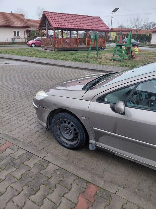 Vând 1000 euro, sau schimb 1300 euro, Peugeot 407 an 2008 e adusa din