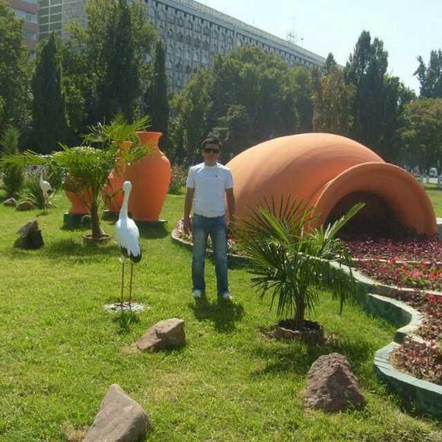 Beton Gultuvaklar.  Hunarmandlik mahsulotlari.