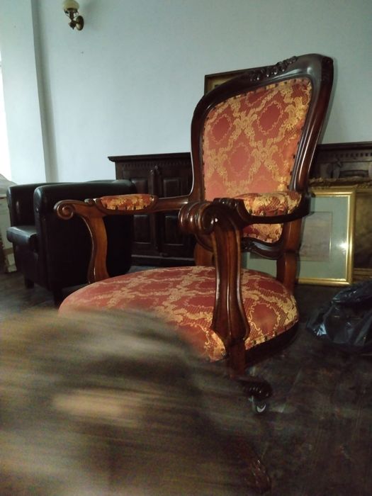 Scaun de birou masiv, sculptat manual, import Indonezia - Stare foarte bună