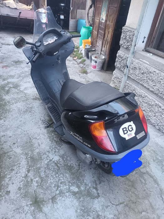 Скутер Honda Panteon 150