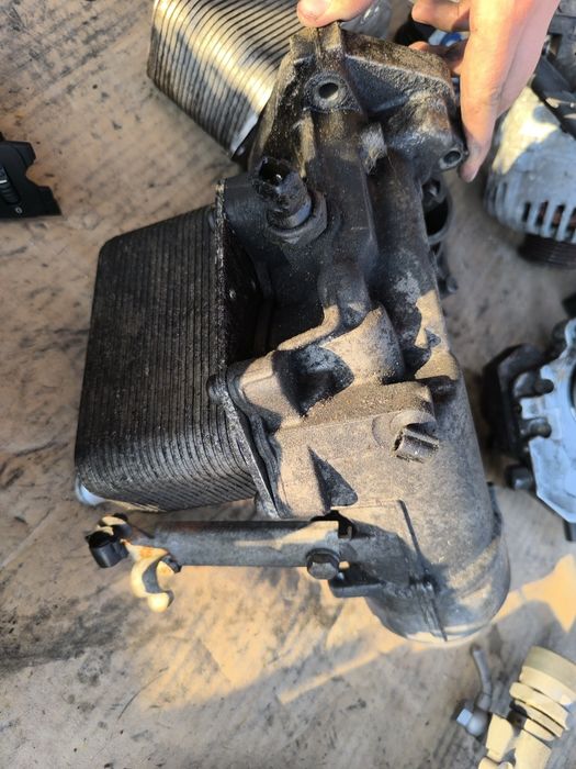 Маслен охладител Bmw e60 e61 530d 231кс m57 м57