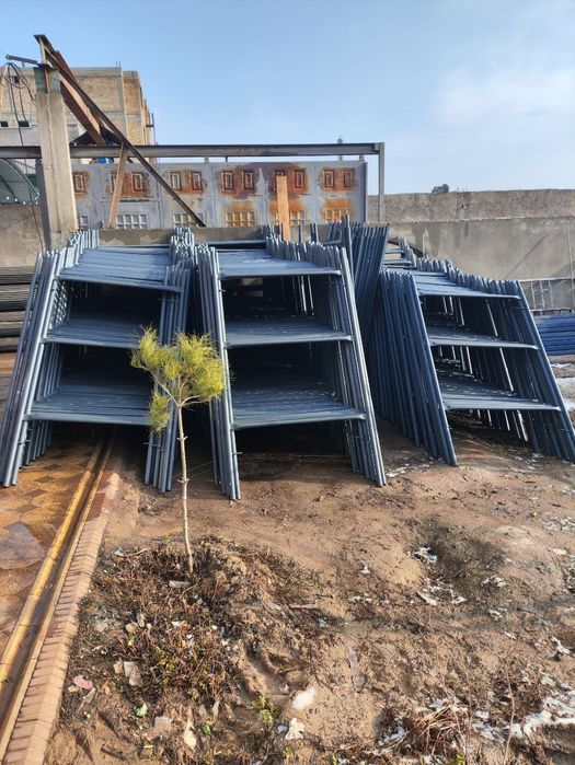 Аренда и продажа телескопические стойки//Леса строительные.Stoyka