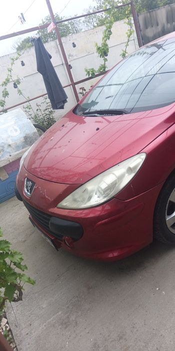 Pegeout 307 cabrio Mașina funcționează perfect ,se vinde întreaga ,pentru piese ,nu se oferă fiscal