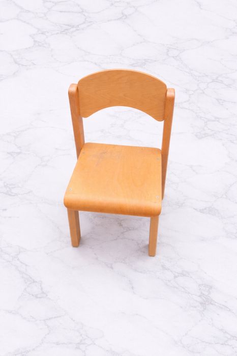 Scaune inox / scaunele lemn / mese