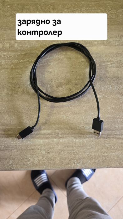 Playstation 5 + два контролера + God of War Ragnarök