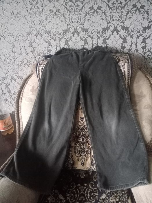 Продаю джинсы широкие