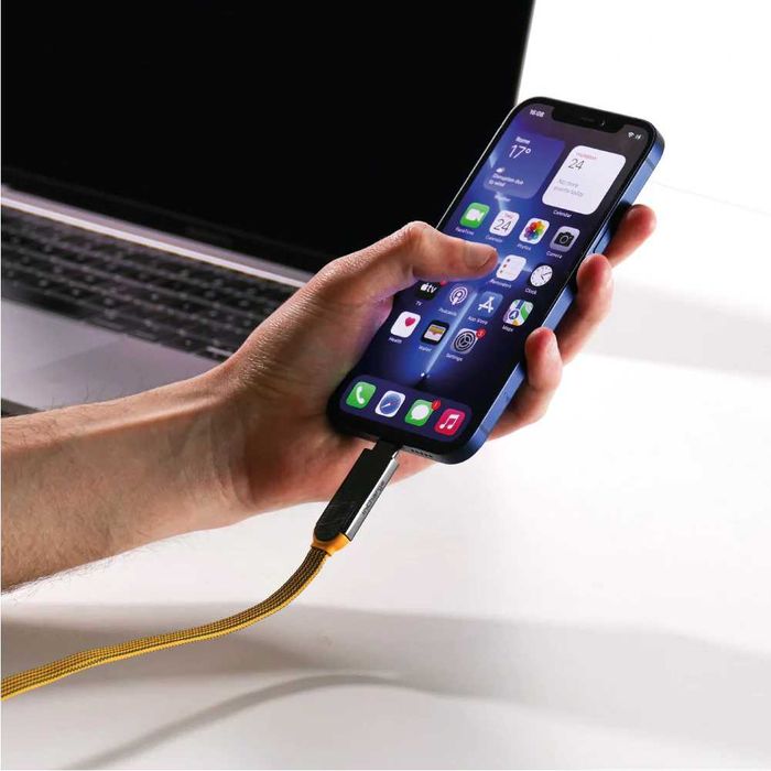 Кабель inCharge универсальный. USB, USB-C, Lightning iPhone, MicroUSB