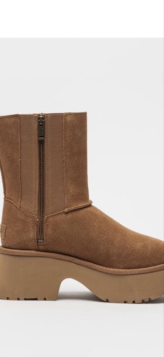 Велурени боти UGG Classic Камел