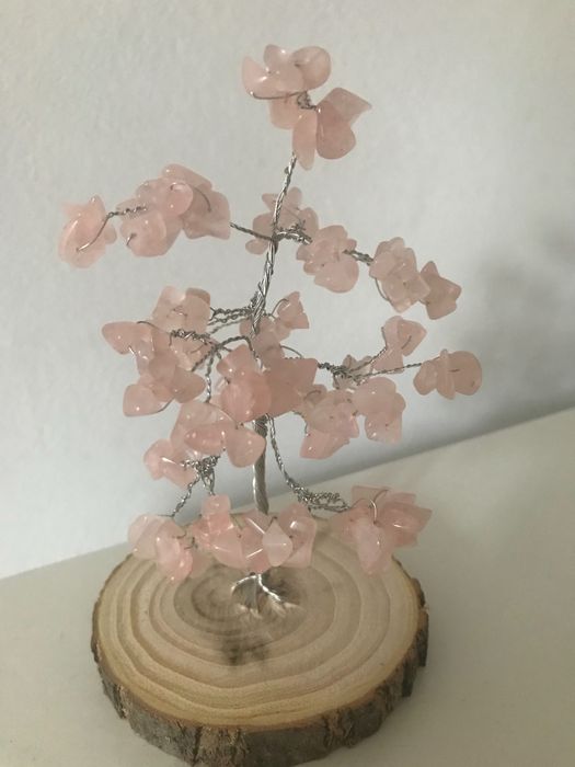 Cuartz roz, ametist. Trimit in tara.