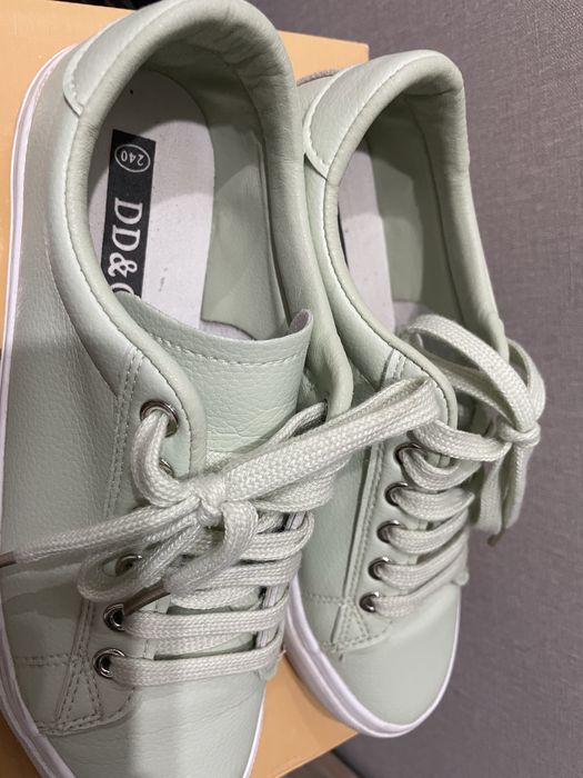 Кроссовки кеды 37