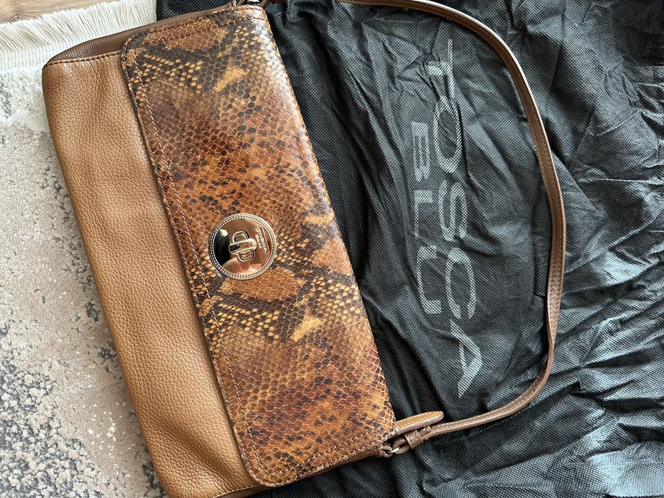 Оригинален клъч - чанта Tosca blu