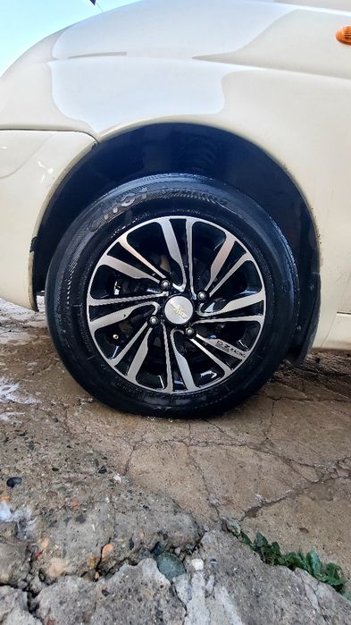 Сака Диска Балони Билан