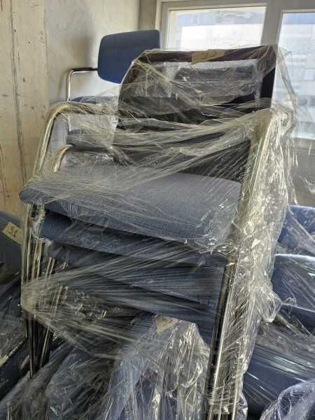 Посетителски стол