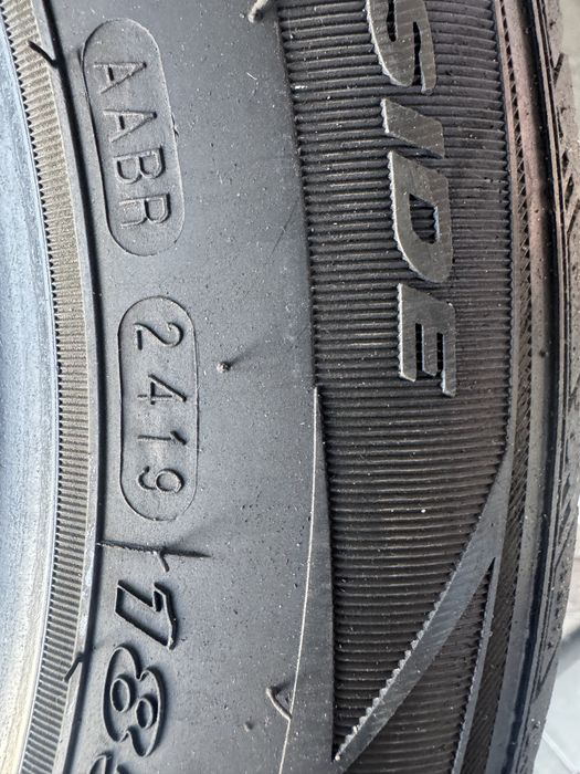 Продам комплект летних шин