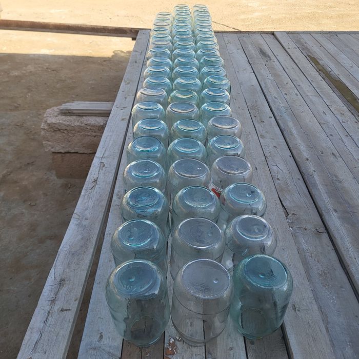 Банки 2 л продается