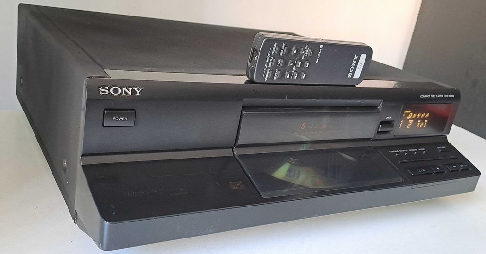 Raritate CD Changer 5 Discuri Sony CDP-CE105 + Telecomanda Originala