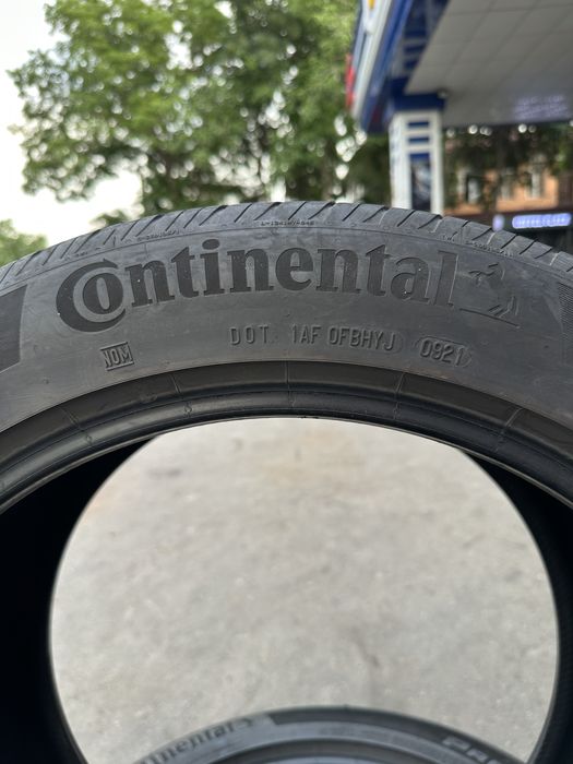 Продаются 2 шины Continental ContiPro RX размером 285/40 R19.