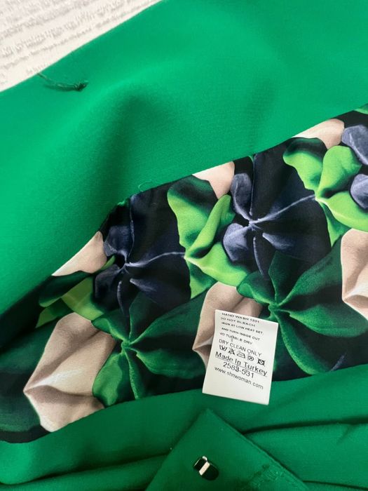 Костюм зеленый классика