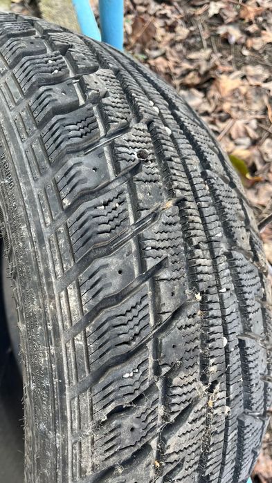 Автомобильные зимние шины