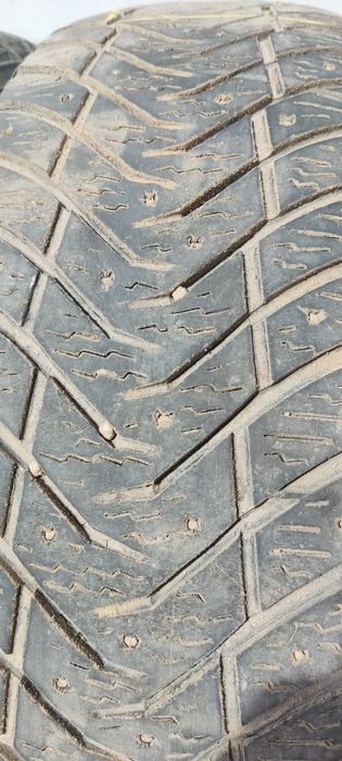 Продам зимние шины